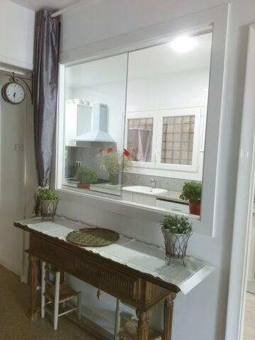 Chambres D'Hotes Chez Catherine A Reus Chambre De Paris Avec Salle De Bains Privee المظهر الخارجي الصورة