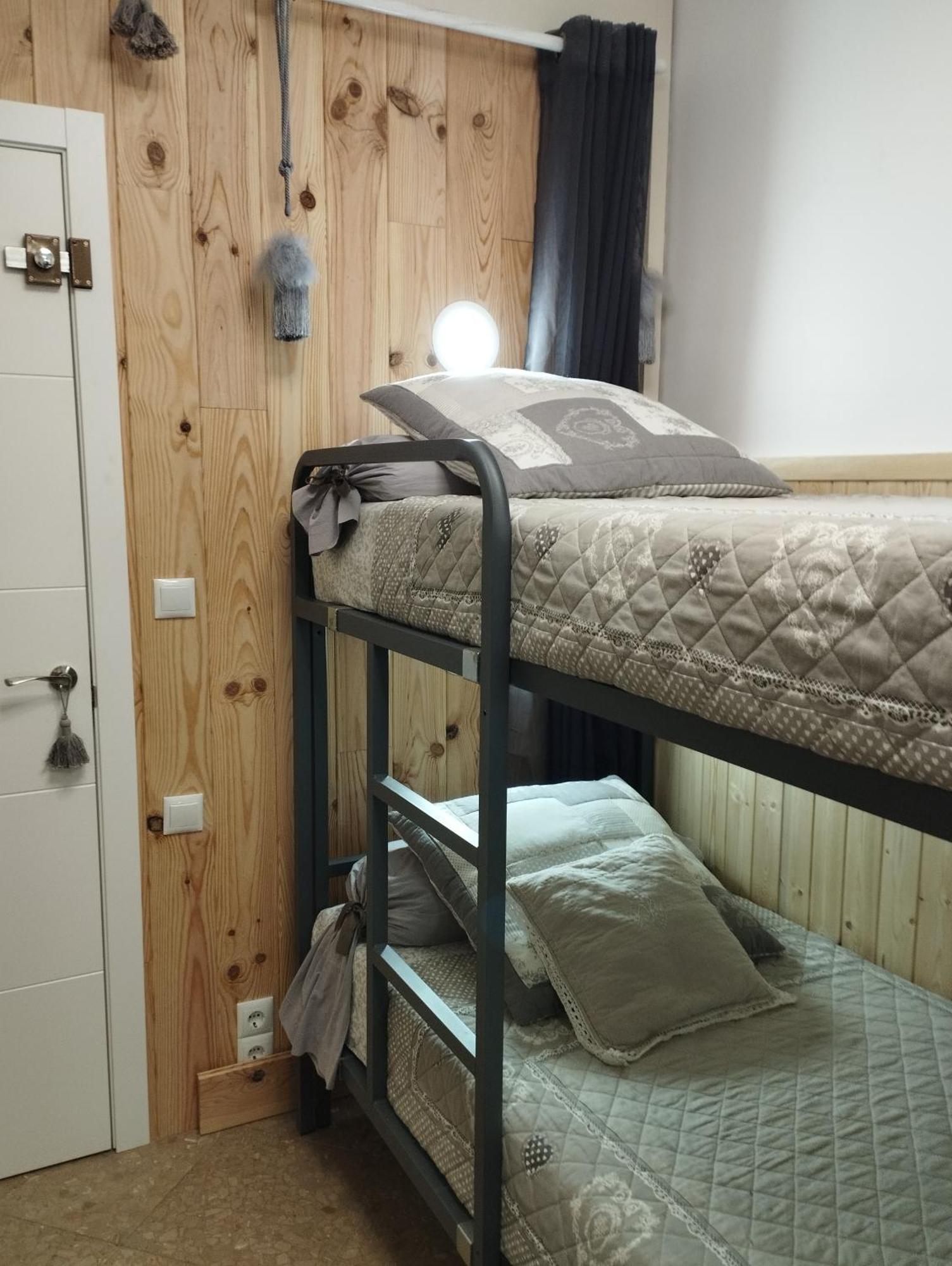 Chambres D'Hotes Chez Catherine A Reus Chambre De Paris Avec Salle De Bains Privee المظهر الخارجي الصورة